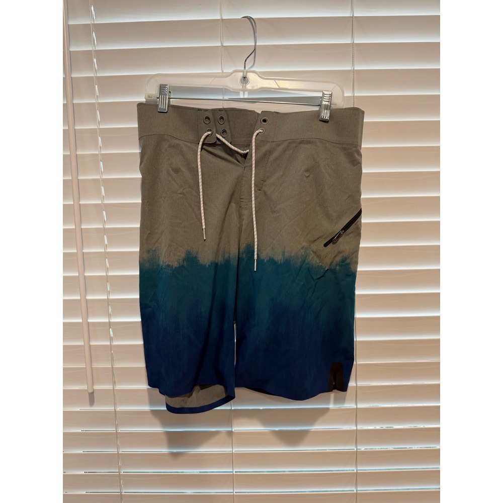 Lululemon Mens Ombre Dip Dye Board Shorts Grey Teal Blue Swim Trunks Size 32